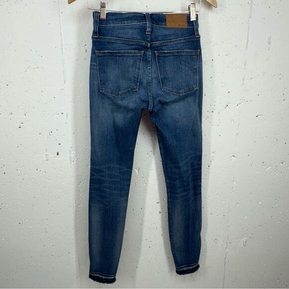 Madewell Women's size 24 High Rise 9”Skinny Distressed Jeans - Picture 7 of 15